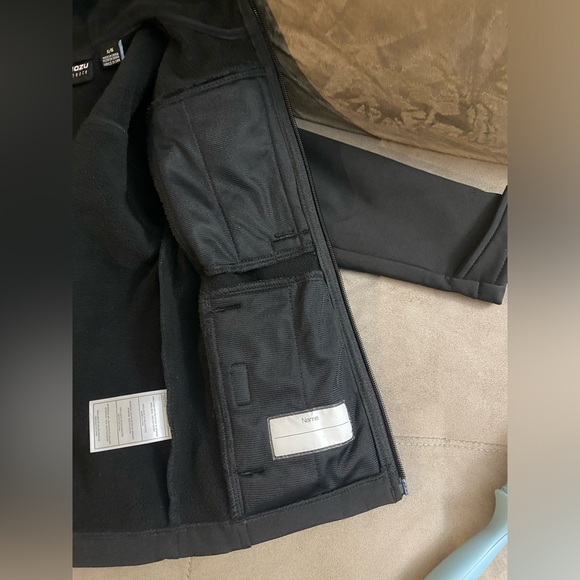 SNOZU Performance Jacket - Picture 5 of 8